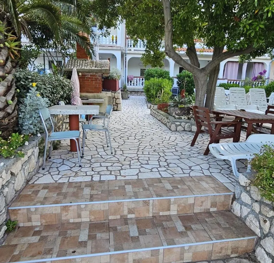 Matrda Apartments Kampor